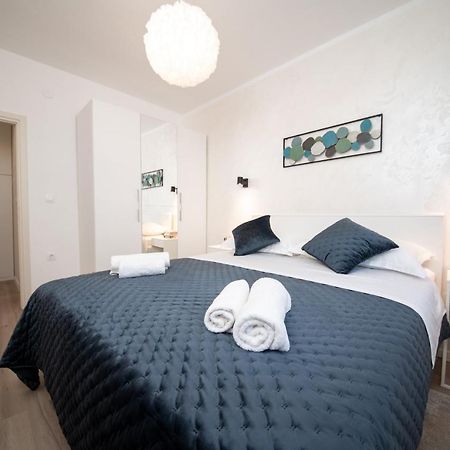 Luxury Maraschino Apartments Zara Esterno foto