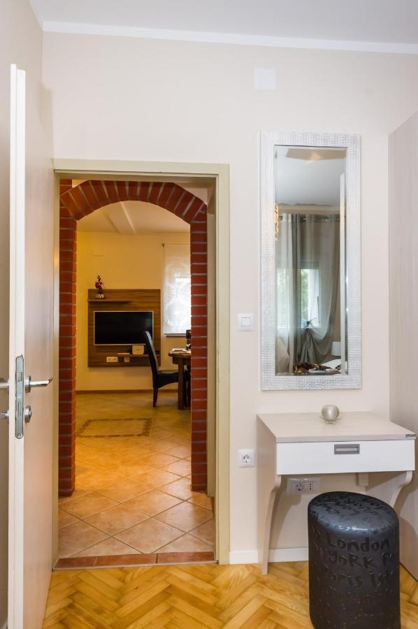 Luxury Maraschino Apartments Zara Esterno foto