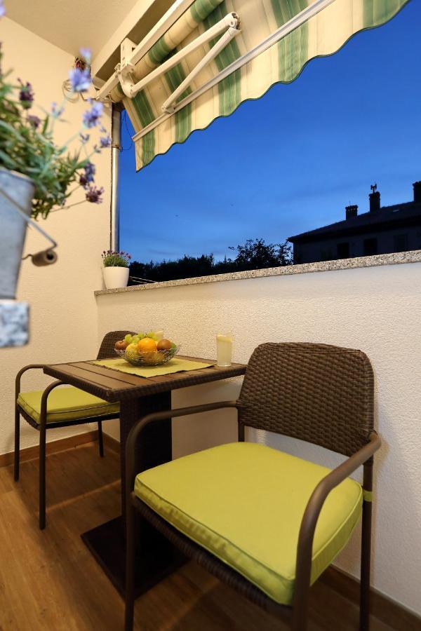 Luxury Maraschino Apartments Zara Esterno foto