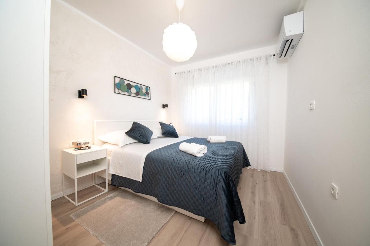 Luxury Maraschino Apartments Zara Esterno foto