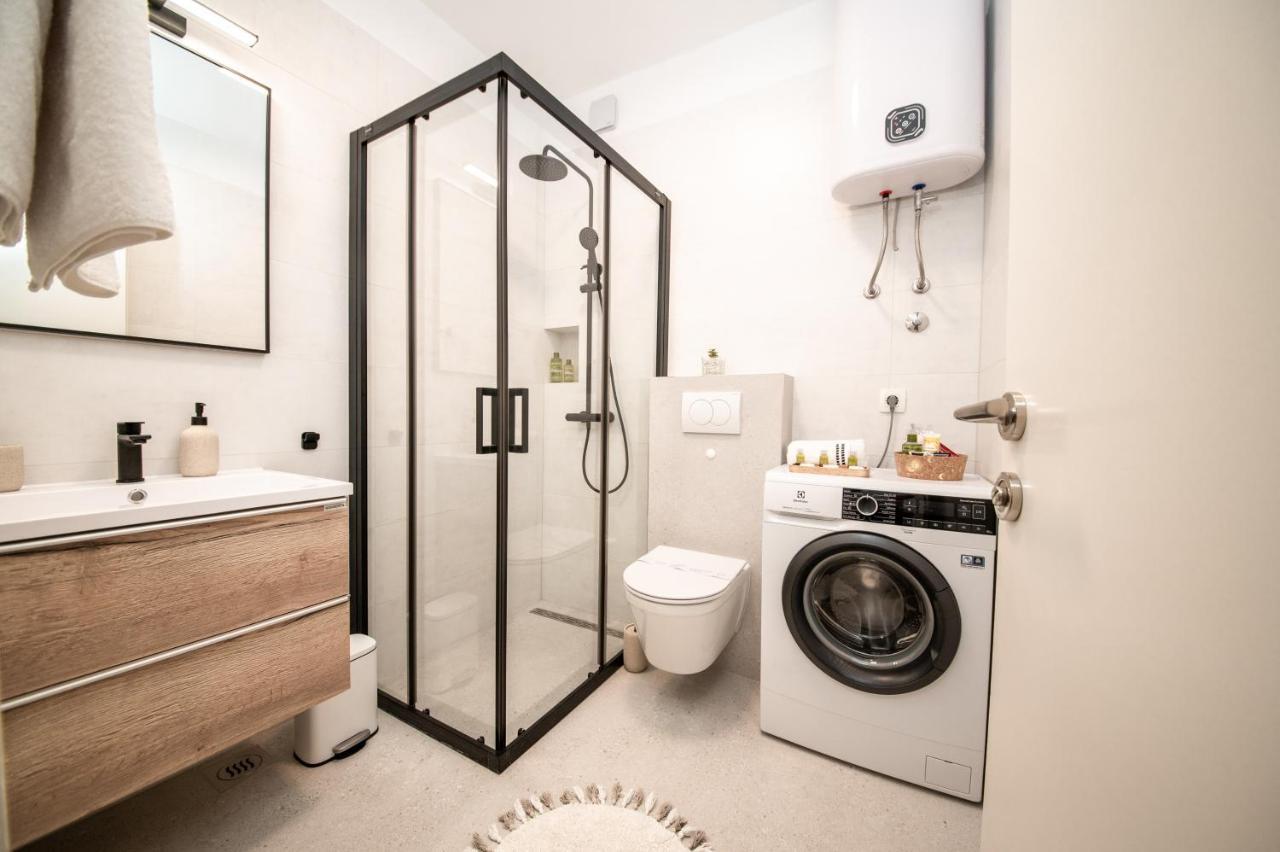 Luxury Maraschino Apartments Zara Esterno foto